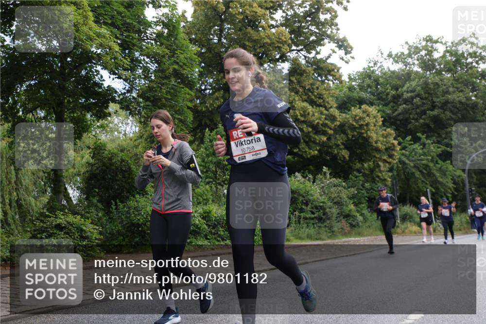 14.06.2026 - REWE Women's Run Jannik Wohlers http://msf.ph/oto/9801182 14.06.2026 10:09:15 Laufen 10758, 57 meine-sportfotos.de