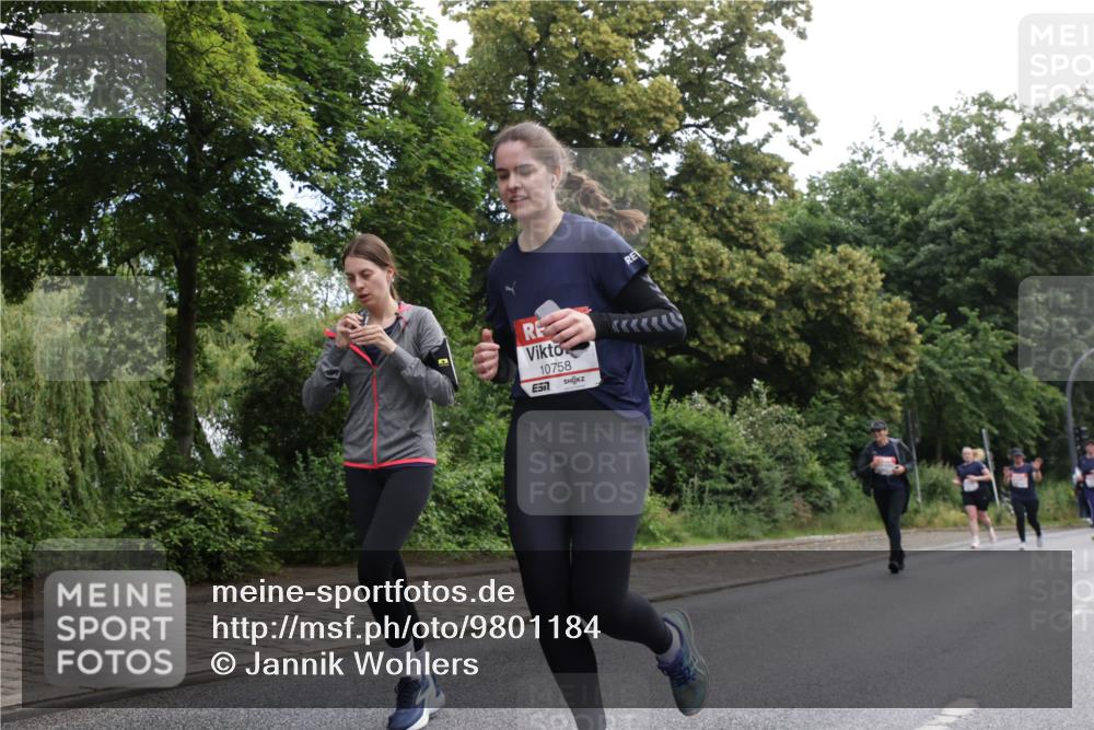 14.06.2026 - REWE Women's Run Jannik Wohlers http://msf.ph/oto/9801184 14.06.2026 10:09:15 Laufen 10758, 57 meine-sportfotos.de
