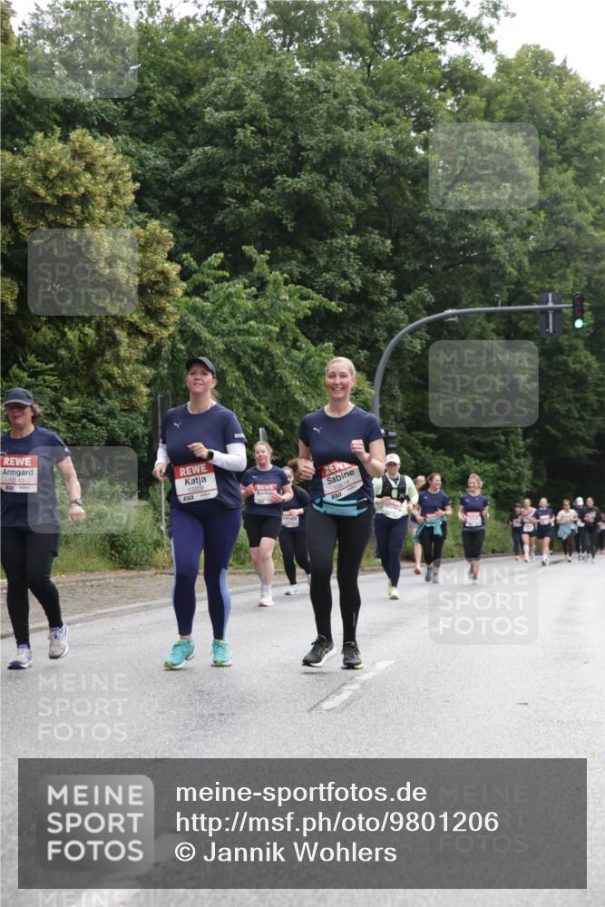 14.06.2026 - REWE Women's Run Jannik Wohlers http://msf.ph/oto/9801206 14.06.2026 10:09:20 Laufen 10143, 10209, 57, 10619 meine-sportfotos.de