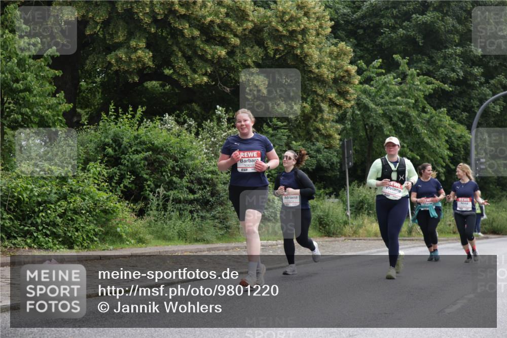 14.06.2026 - REWE Women's Run Jannik Wohlers http://msf.ph/oto/9801220 14.06.2026 10:09:24 Laufen 10612 meine-sportfotos.de