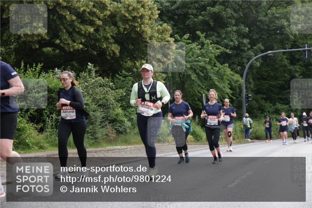 14.06.2026 - REWE Women's Run Jannik Wohlers http://msf.ph/oto/9801224 14.06.2026 10:09:25 Laufen 10374, 11490 meine-sportfotos.de