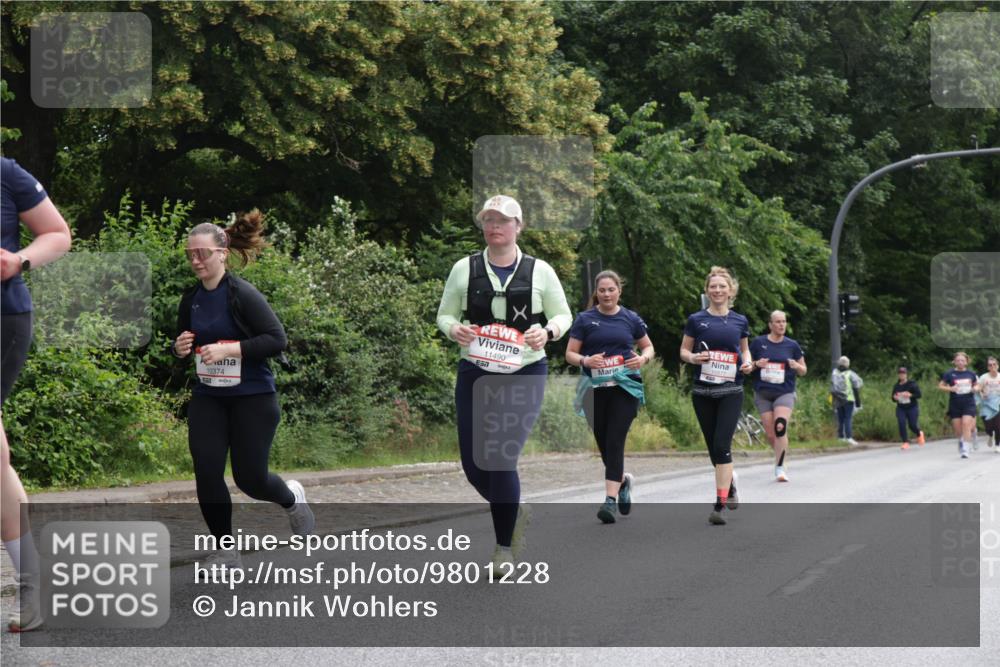 14.06.2026 - REWE Women's Run Jannik Wohlers http://msf.ph/oto/9801228 14.06.2026 10:09:25 Laufen 10374, 11490 meine-sportfotos.de