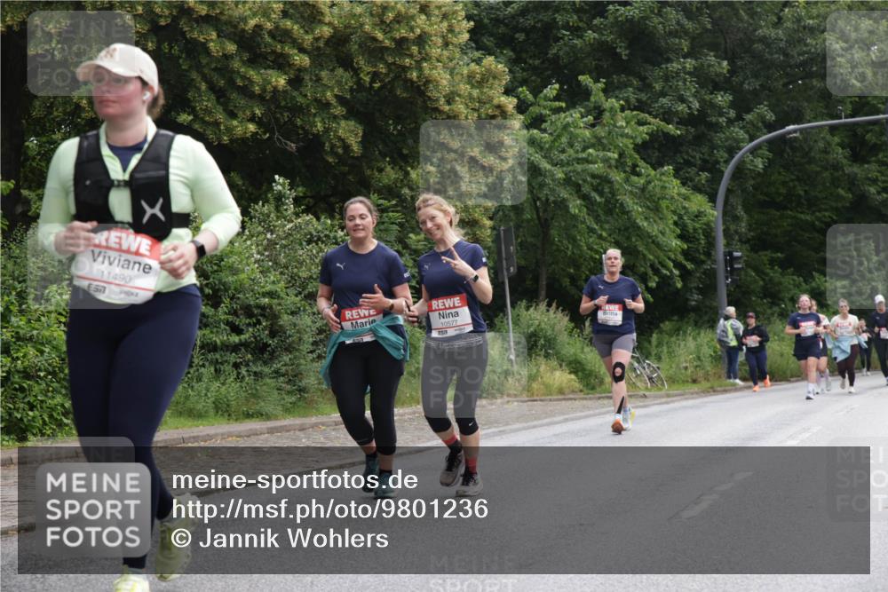 14.06.2026 - REWE Women's Run Jannik Wohlers http://msf.ph/oto/9801236 14.06.2026 10:09:27 Laufen 11490, 517, 10577, 6517 meine-sportfotos.de