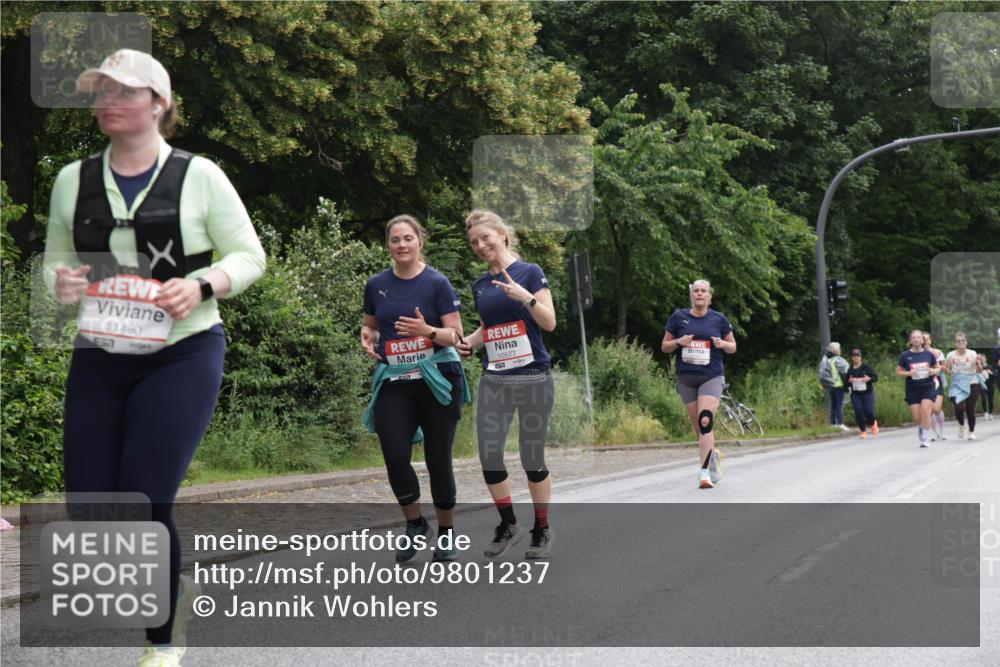 14.06.2026 - REWE Women's Run Jannik Wohlers http://msf.ph/oto/9801237 14.06.2026 10:09:27 Laufen 11490, 6511, 10577 meine-sportfotos.de