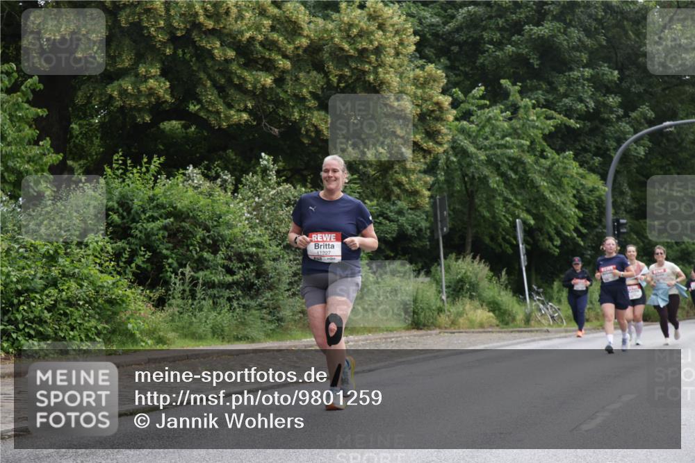 14.06.2026 - REWE Women's Run Jannik Wohlers http://msf.ph/oto/9801259 14.06.2026 10:09:30 Laufen 11227 meine-sportfotos.de