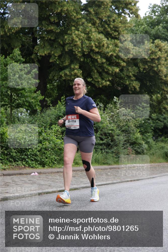 14.06.2026 - REWE Women's Run Jannik Wohlers http://msf.ph/oto/9801265 14.06.2026 10:09:31 Laufen 11227 meine-sportfotos.de