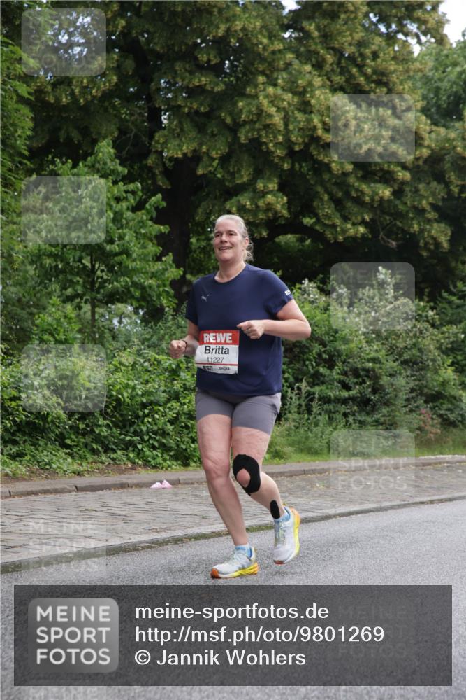 14.06.2026 - REWE Women's Run Jannik Wohlers http://msf.ph/oto/9801269 14.06.2026 10:09:31 Laufen 11227 meine-sportfotos.de