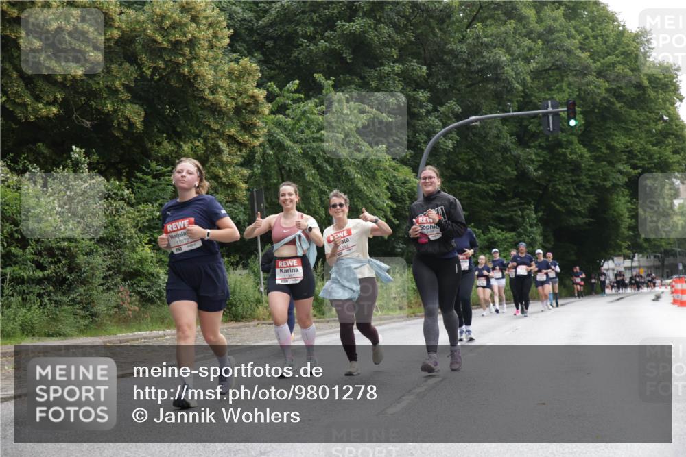 14.06.2026 - REWE Women's Run Jannik Wohlers http://msf.ph/oto/9801278 14.06.2026 10:09:34 Laufen 11072, 1380 meine-sportfotos.de