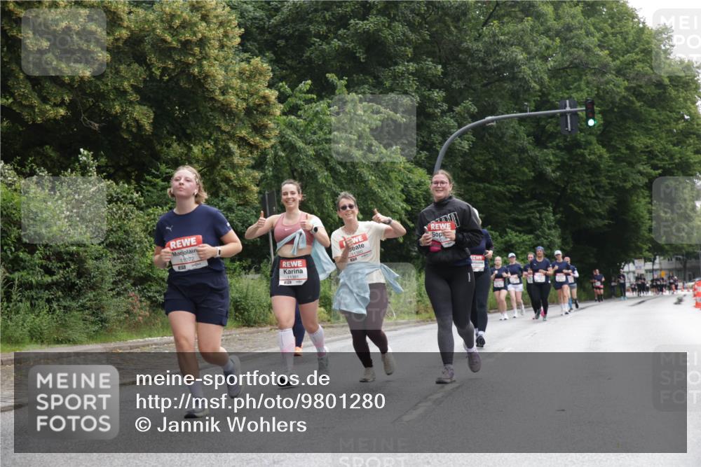 14.06.2026 - REWE Women's Run Jannik Wohlers http://msf.ph/oto/9801280 14.06.2026 10:09:35 Laufen 11072, 11380 meine-sportfotos.de