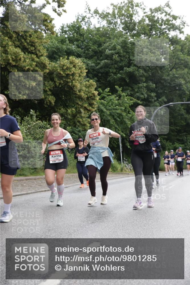 14.06.2026 - REWE Women's Run Jannik Wohlers http://msf.ph/oto/9801285 14.06.2026 10:09:36 Laufen 11381, 57, 11380, 0698 meine-sportfotos.de
