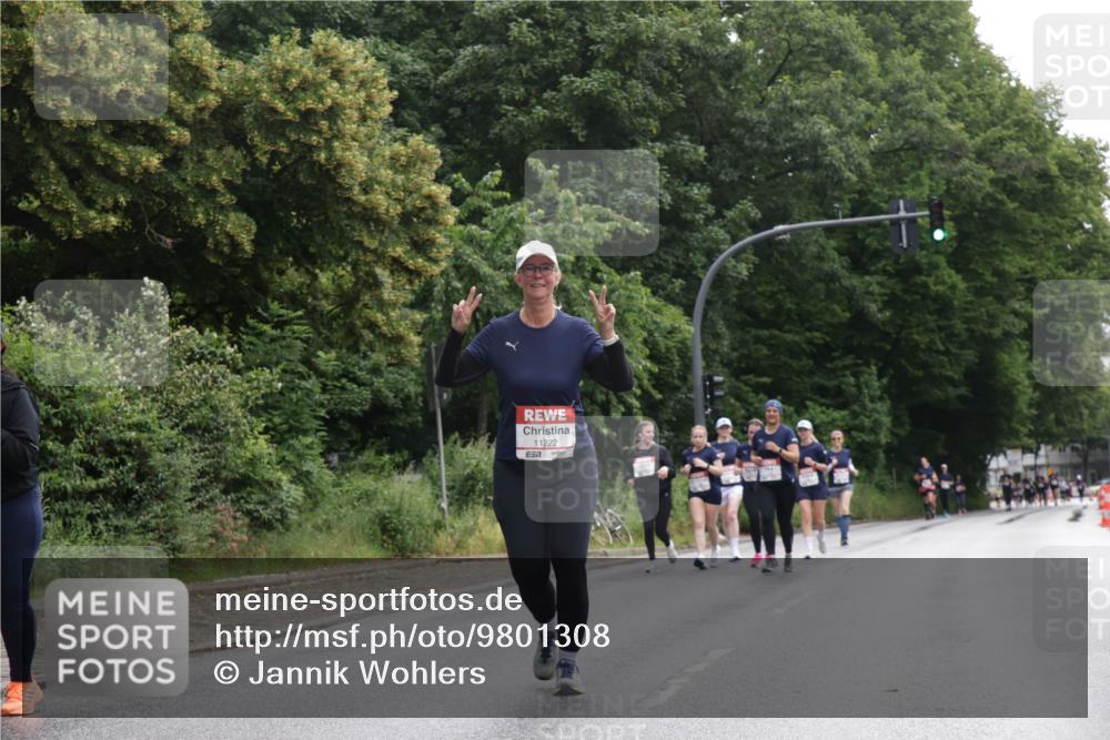 14.06.2026 - REWE Women's Run Jannik Wohlers http://msf.ph/oto/9801308 14.06.2026 10:09:39 Laufen 11222, 57 meine-sportfotos.de