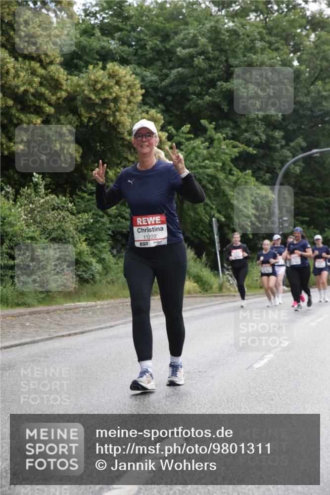 14.06.2026 - REWE Women's Run Jannik Wohlers http://msf.ph/oto/9801311 14.06.2026 10:09:39 Laufen 11222, 57 meine-sportfotos.de