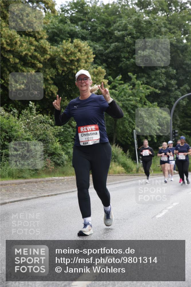 14.06.2026 - REWE Women's Run Jannik Wohlers http://msf.ph/oto/9801314 14.06.2026 10:09:40 Laufen 11222, 657 meine-sportfotos.de
