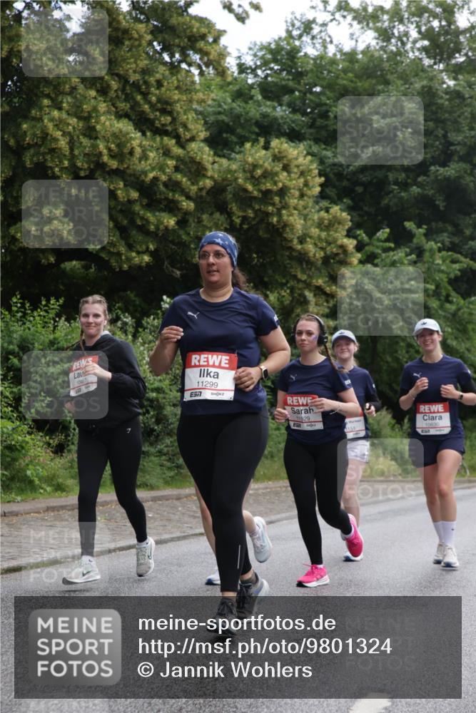 14.06.2026 - REWE Women's Run Jannik Wohlers http://msf.ph/oto/9801324 14.06.2026 10:09:45 Laufen 10487, 11299, 11029, 151, 10630 meine-sportfotos.de