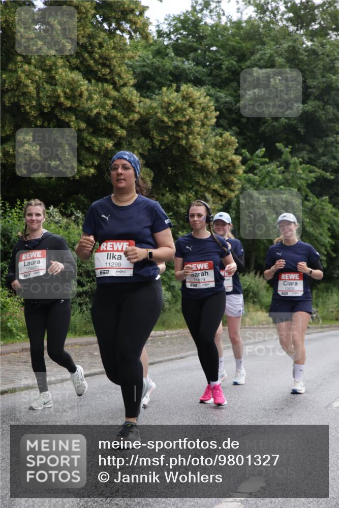 14.06.2026 - REWE Women's Run Jannik Wohlers http://msf.ph/oto/9801327 14.06.2026 10:09:45 Laufen 10487, 57, 11299, 7, 11029, 10630, 7 meine-sportfotos.de
