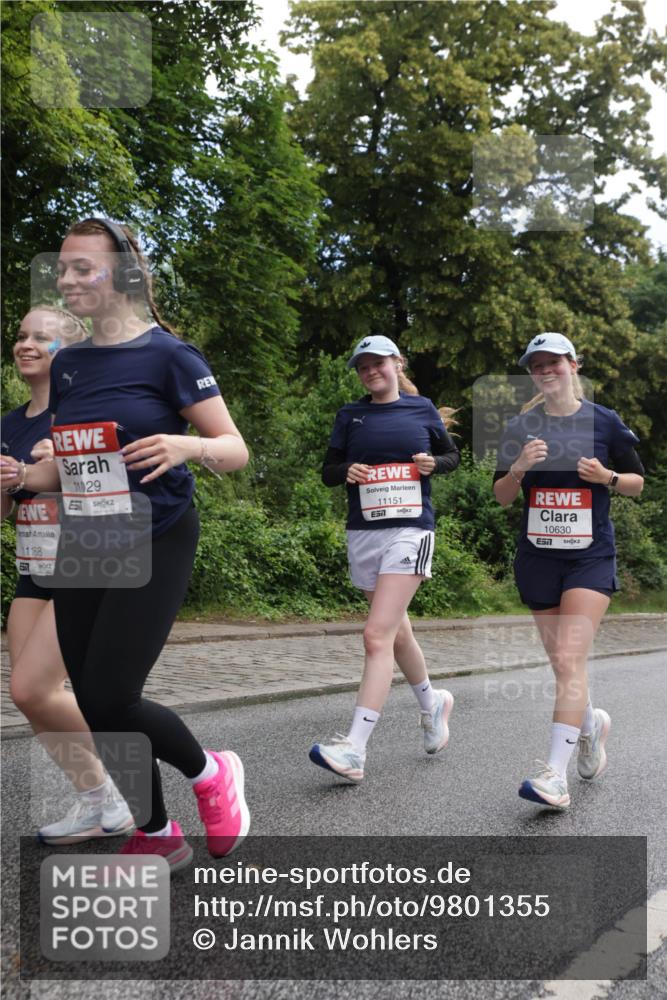 14.06.2026 - REWE Women's Run Jannik Wohlers http://msf.ph/oto/9801355 14.06.2026 10:09:47 Laufen 11168, 11029, 11151, 57, 10630 meine-sportfotos.de