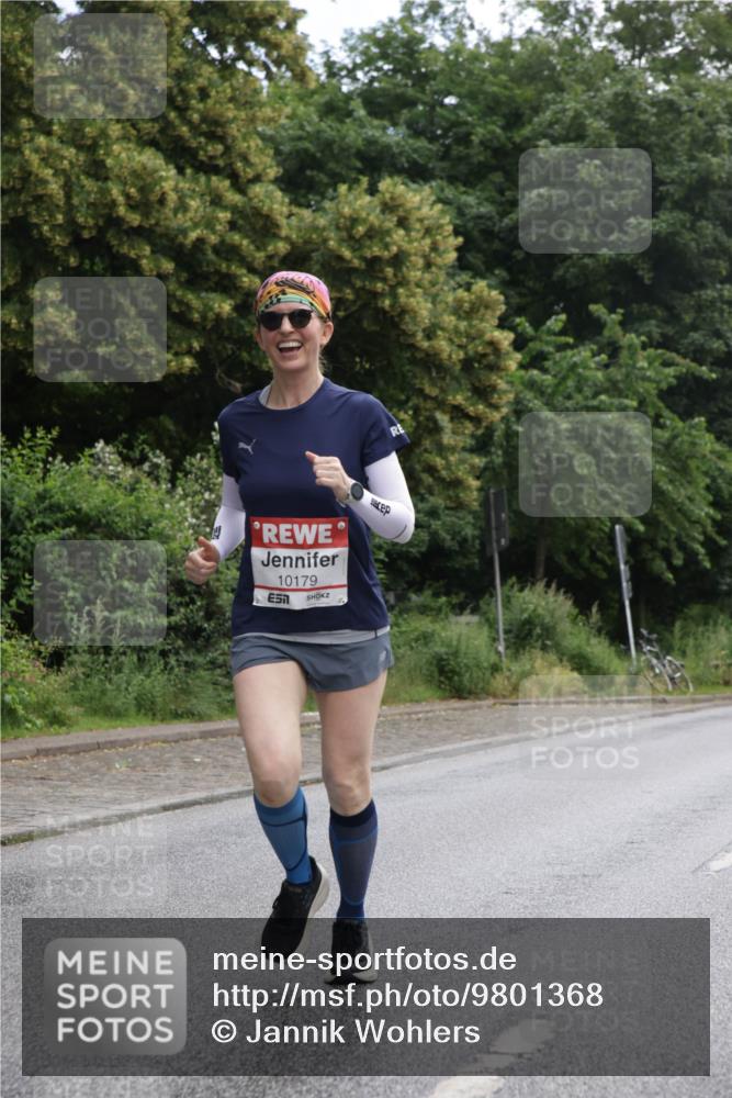 14.06.2026 - REWE Women's Run Jannik Wohlers http://msf.ph/oto/9801368 14.06.2026 10:09:49 Laufen 10179 meine-sportfotos.de