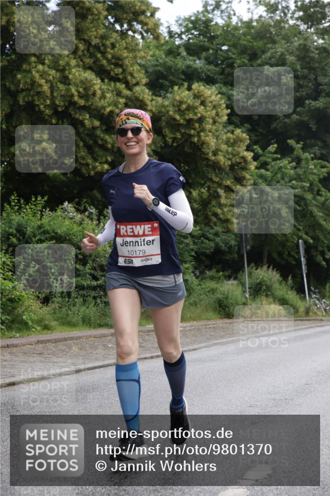 14.06.2026 - REWE Women's Run Jannik Wohlers http://msf.ph/oto/9801370 14.06.2026 10:09:49 Laufen 10179 meine-sportfotos.de