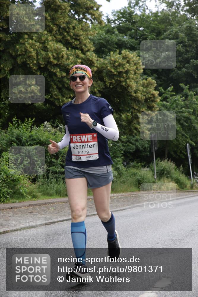 14.06.2026 - REWE Women's Run Jannik Wohlers http://msf.ph/oto/9801371 14.06.2026 10:09:49 Laufen 10179 meine-sportfotos.de