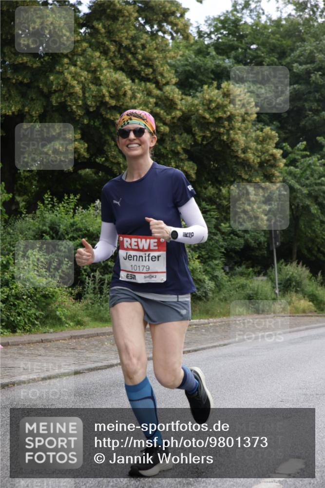 14.06.2026 - REWE Women's Run Jannik Wohlers http://msf.ph/oto/9801373 14.06.2026 10:09:49 Laufen 10179, 51 meine-sportfotos.de