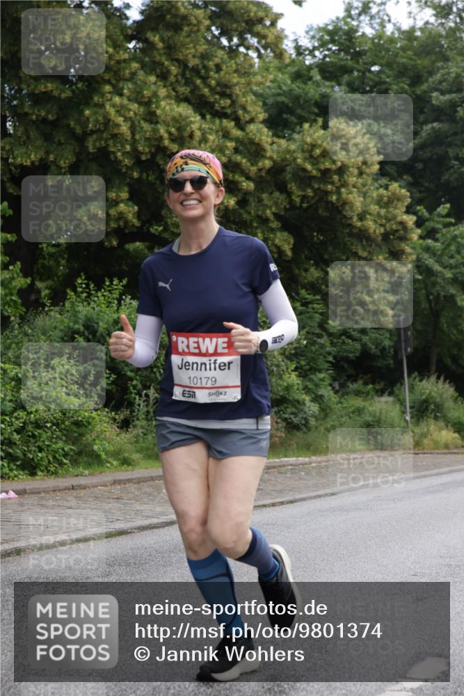 14.06.2026 - REWE Women's Run Jannik Wohlers http://msf.ph/oto/9801374 14.06.2026 10:09:49 Laufen 10179 meine-sportfotos.de