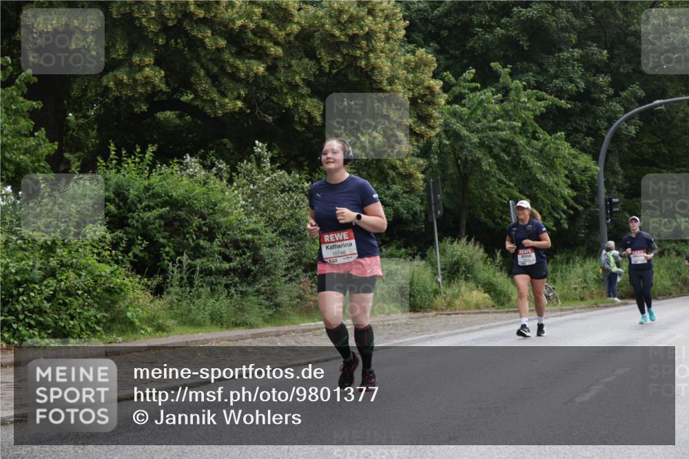 14.06.2026 - REWE Women's Run Jannik Wohlers http://msf.ph/oto/9801377 14.06.2026 10:09:59 Laufen 10746 meine-sportfotos.de