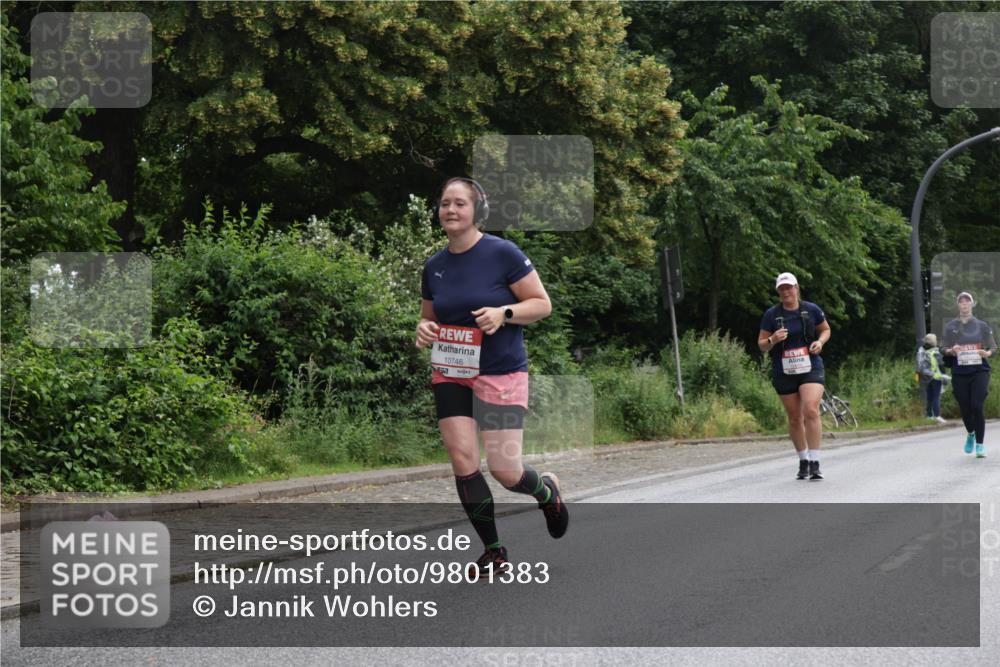 14.06.2026 - REWE Women's Run Jannik Wohlers http://msf.ph/oto/9801383 14.06.2026 10:10:00 Laufen 10746 meine-sportfotos.de