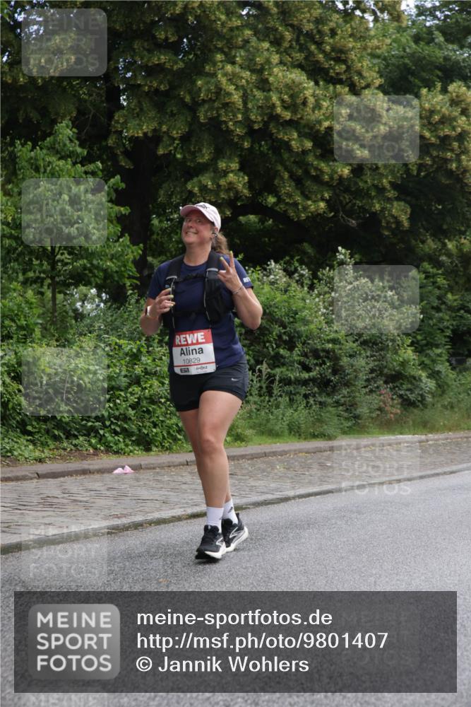 14.06.2026 - REWE Women's Run Jannik Wohlers http://msf.ph/oto/9801407 14.06.2026 10:10:04 Laufen 10829 meine-sportfotos.de