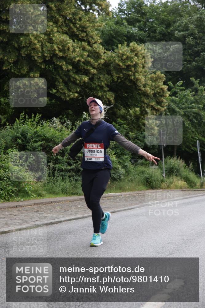 14.06.2026 - REWE Women's Run Jannik Wohlers http://msf.ph/oto/9801410 14.06.2026 10:10:06 Laufen 11231, 7 meine-sportfotos.de