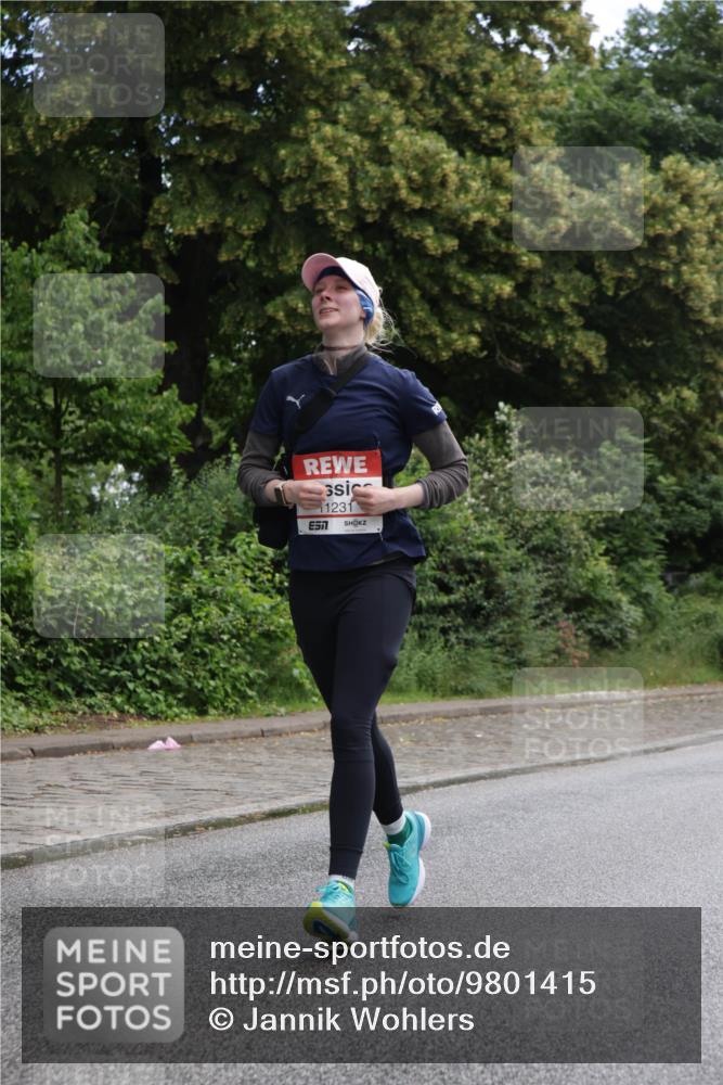 14.06.2026 - REWE Women's Run Jannik Wohlers http://msf.ph/oto/9801415 14.06.2026 10:10:06 Laufen 1231 meine-sportfotos.de