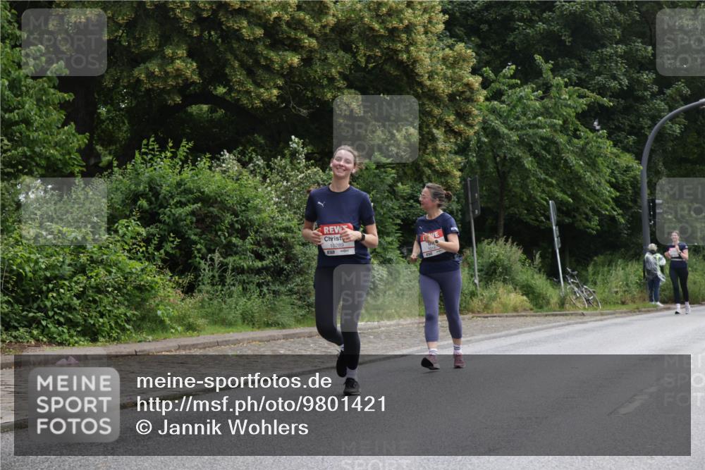 14.06.2026 - REWE Women's Run Jannik Wohlers http://msf.ph/oto/9801421 14.06.2026 10:10:12 Laufen 10289 meine-sportfotos.de