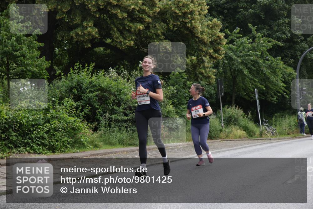 14.06.2026 - REWE Women's Run Jannik Wohlers http://msf.ph/oto/9801425 14.06.2026 10:10:13 Laufen 10289, 10107 meine-sportfotos.de