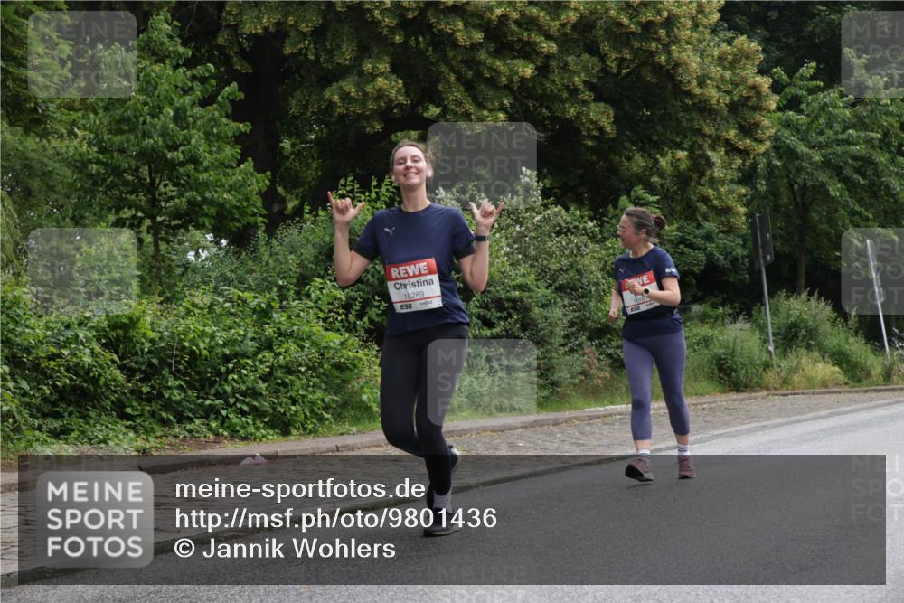 14.06.2026 - REWE Women's Run Jannik Wohlers http://msf.ph/oto/9801436 14.06.2026 10:10:13 Laufen 10289, 51, 1018 meine-sportfotos.de