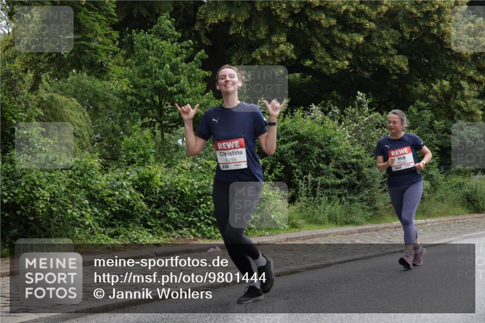 14.06.2026 - REWE Women's Run Jannik Wohlers http://msf.ph/oto/9801444 14.06.2026 10:10:14 Laufen 10289, 51, 10187, 57 meine-sportfotos.de