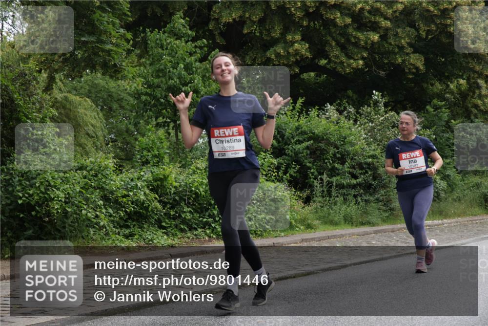 14.06.2026 - REWE Women's Run Jannik Wohlers http://msf.ph/oto/9801446 14.06.2026 10:10:14 Laufen 10289, 57, 10187 meine-sportfotos.de