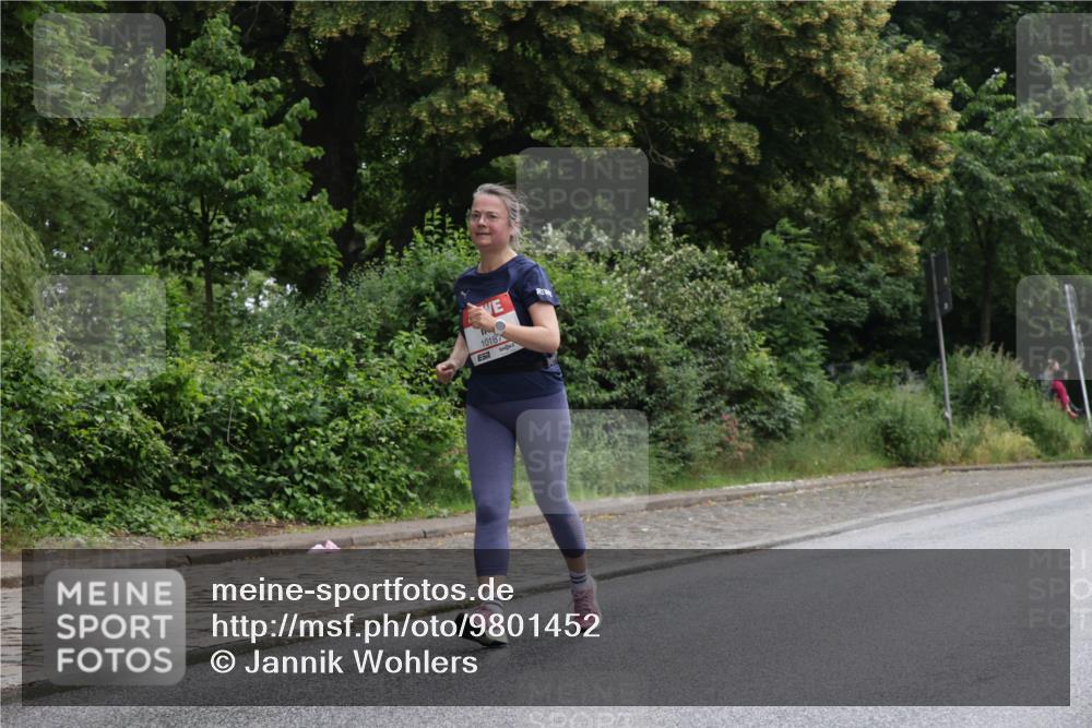 14.06.2026 - REWE Women's Run Jannik Wohlers http://msf.ph/oto/9801452 14.06.2026 10:10:15 Laufen 10187 meine-sportfotos.de
