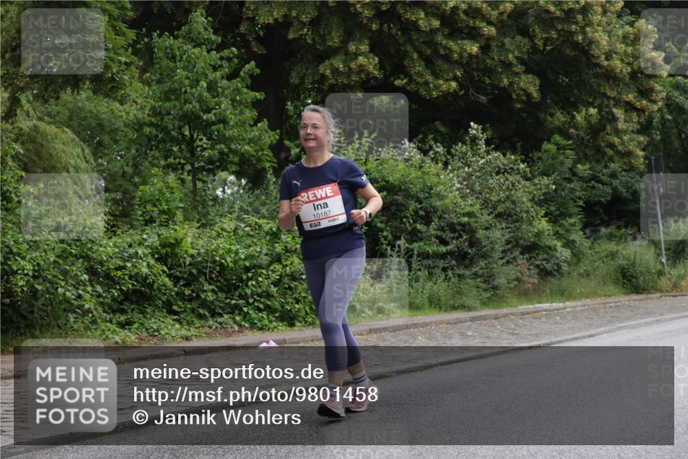 14.06.2026 - REWE Women's Run Jannik Wohlers http://msf.ph/oto/9801458 14.06.2026 10:10:15 Laufen 10187, 7 meine-sportfotos.de