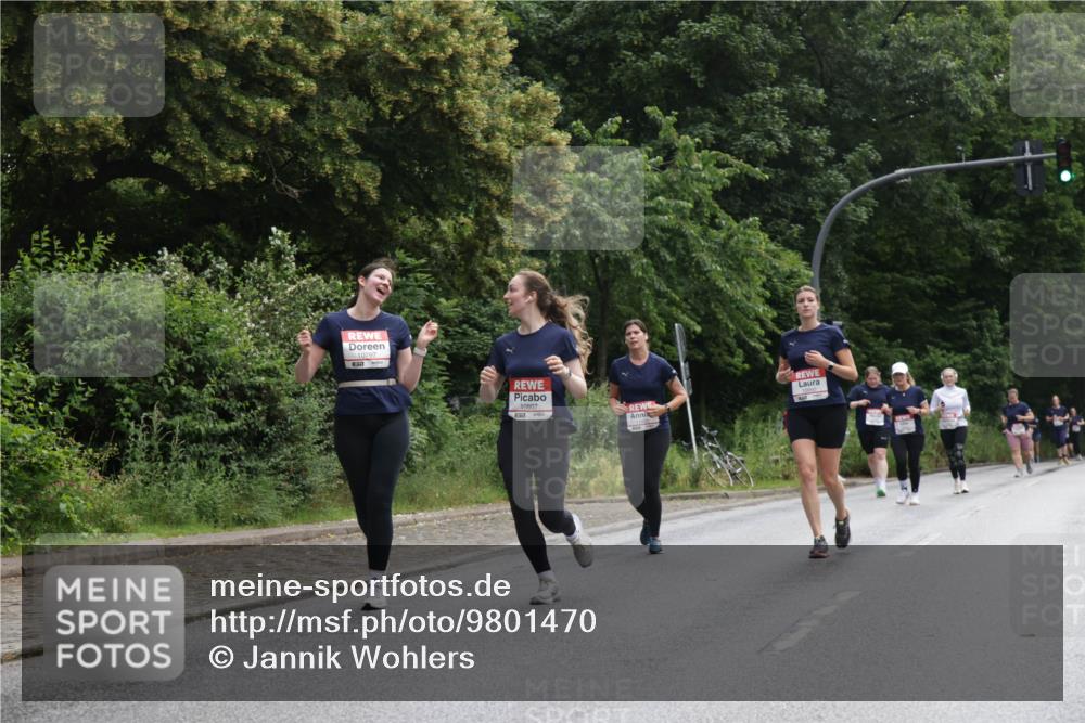 14.06.2026 - REWE Women's Run Jannik Wohlers http://msf.ph/oto/9801470 14.06.2026 10:10:21 Laufen 10807 meine-sportfotos.de