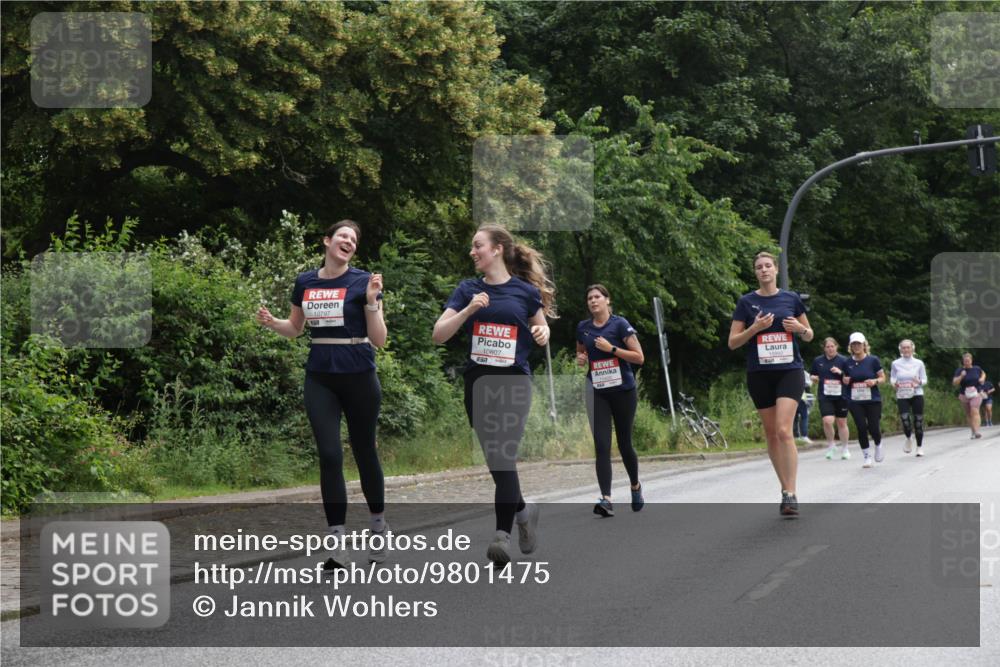 14.06.2026 - REWE Women's Run Jannik Wohlers http://msf.ph/oto/9801475 14.06.2026 10:10:21 Laufen 10797, 10807, 11400 meine-sportfotos.de
