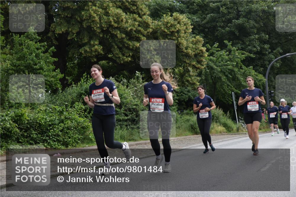 14.06.2026 - REWE Women's Run Jannik Wohlers http://msf.ph/oto/9801484 14.06.2026 10:10:22 Laufen 10797, 10807 meine-sportfotos.de