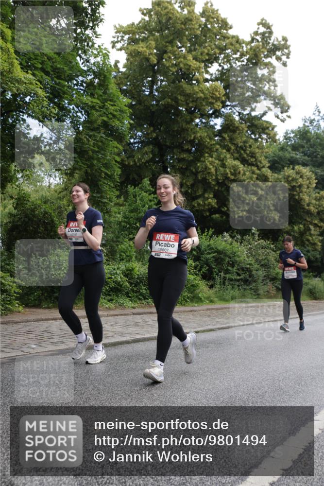 14.06.2026 - REWE Women's Run Jannik Wohlers http://msf.ph/oto/9801494 14.06.2026 10:10:23 Laufen 10797, 10807, 7 meine-sportfotos.de