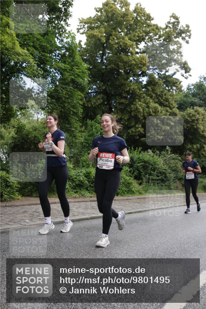 14.06.2026 - REWE Women's Run Jannik Wohlers http://msf.ph/oto/9801495 14.06.2026 10:10:24 Laufen 10797, 10807 meine-sportfotos.de