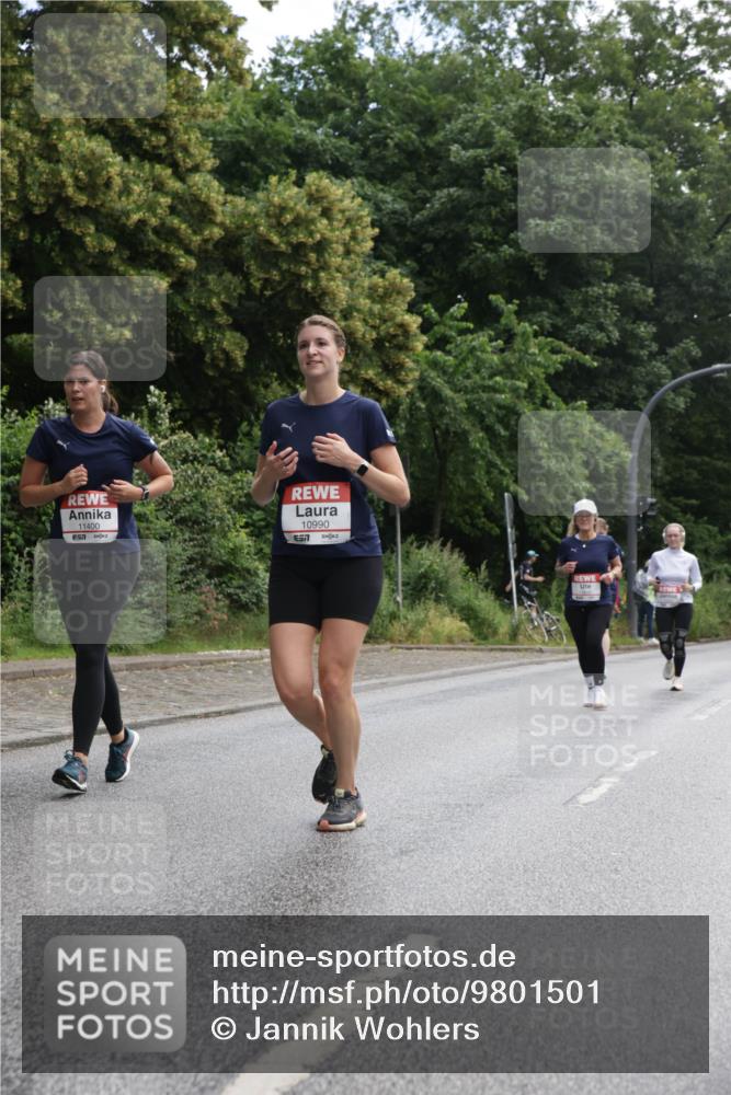 14.06.2026 - REWE Women's Run Jannik Wohlers http://msf.ph/oto/9801501 14.06.2026 10:10:25 Laufen 11400, 10990, 7 meine-sportfotos.de
