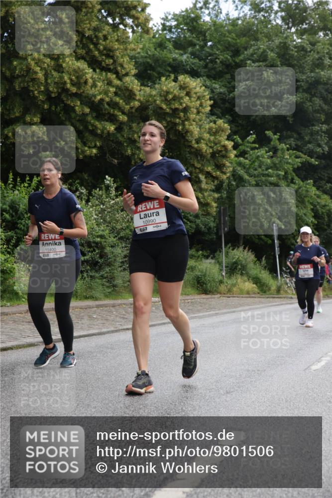 14.06.2026 - REWE Women's Run Jannik Wohlers http://msf.ph/oto/9801506 14.06.2026 10:10:25 Laufen 11400, 7, 10990, 577 meine-sportfotos.de