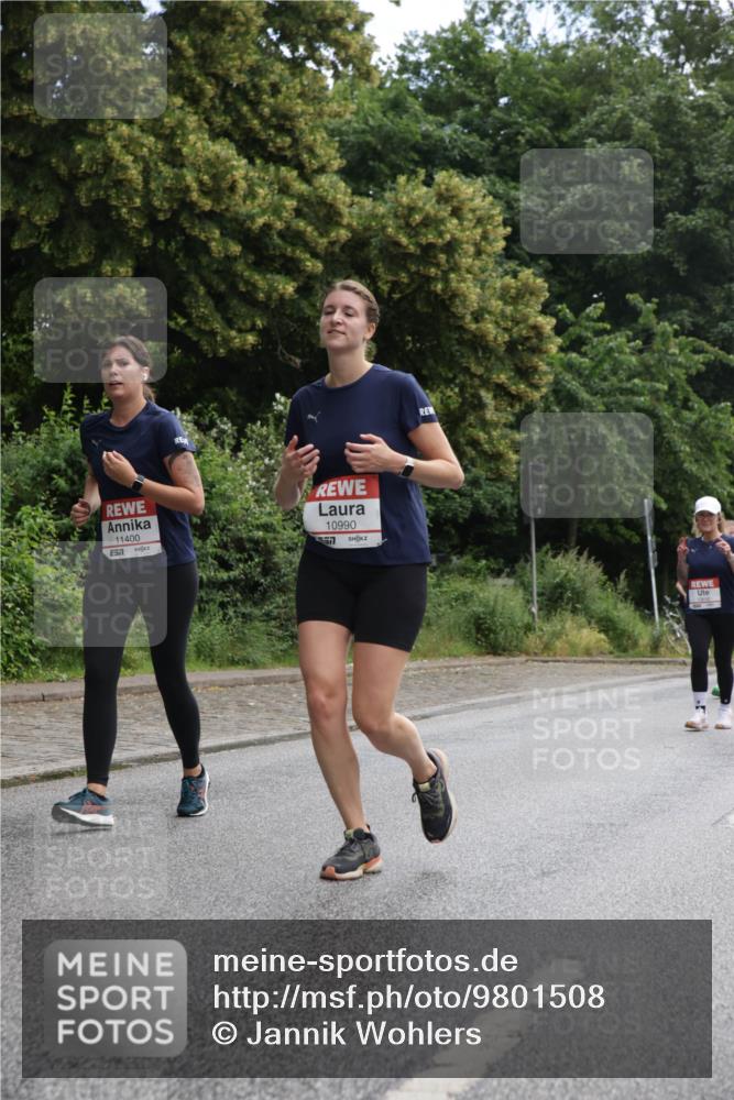 14.06.2026 - REWE Women's Run Jannik Wohlers http://msf.ph/oto/9801508 14.06.2026 10:10:25 Laufen 11400, 57, 10990 meine-sportfotos.de