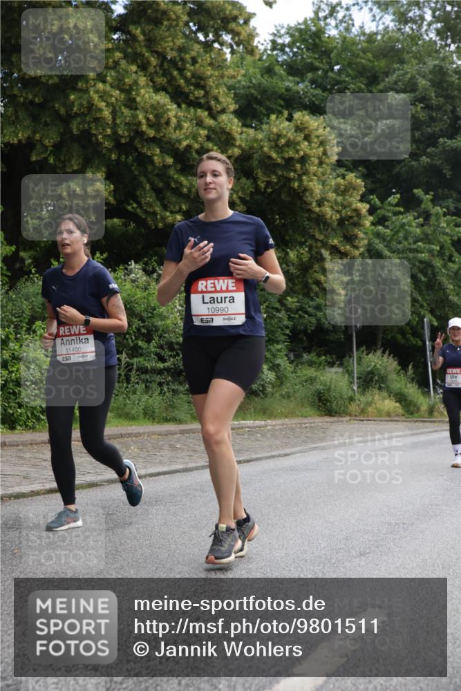 14.06.2026 - REWE Women's Run Jannik Wohlers http://msf.ph/oto/9801511 14.06.2026 10:10:25 Laufen 11400, 7, 10990, 7 meine-sportfotos.de