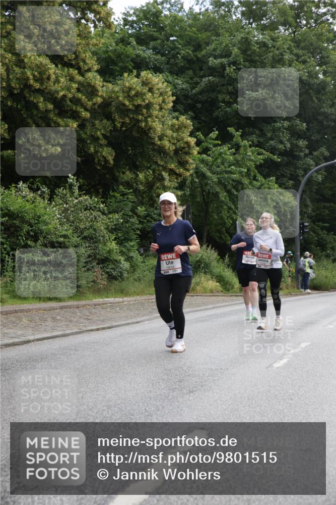 14.06.2026 - REWE Women's Run Jannik Wohlers http://msf.ph/oto/9801515 14.06.2026 10:10:27 Laufen 10658 meine-sportfotos.de