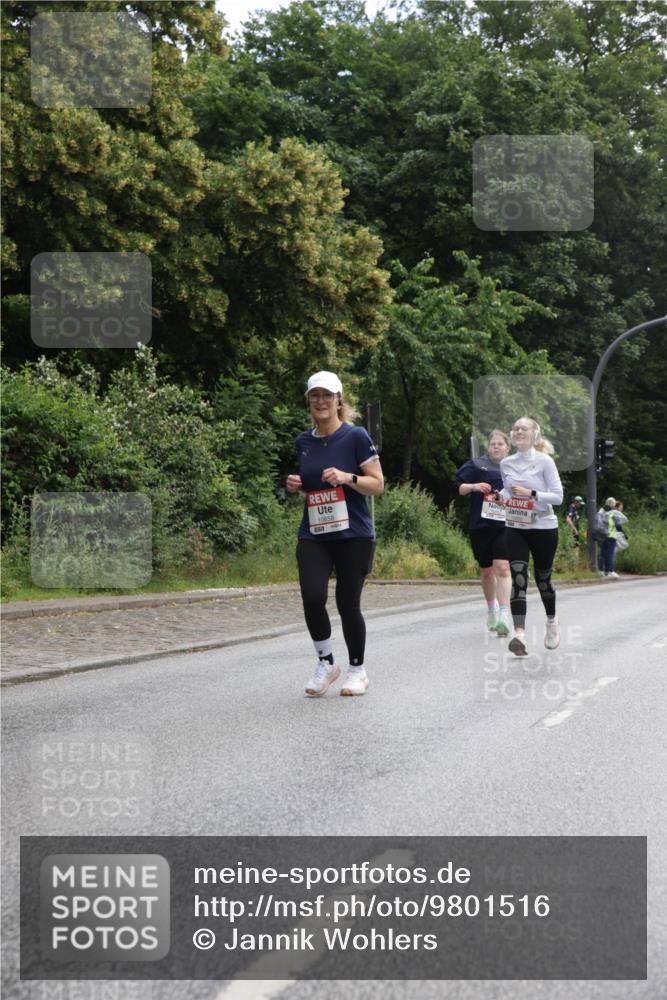 14.06.2026 - REWE Women's Run Jannik Wohlers http://msf.ph/oto/9801516 14.06.2026 10:10:27 Laufen 10658 meine-sportfotos.de