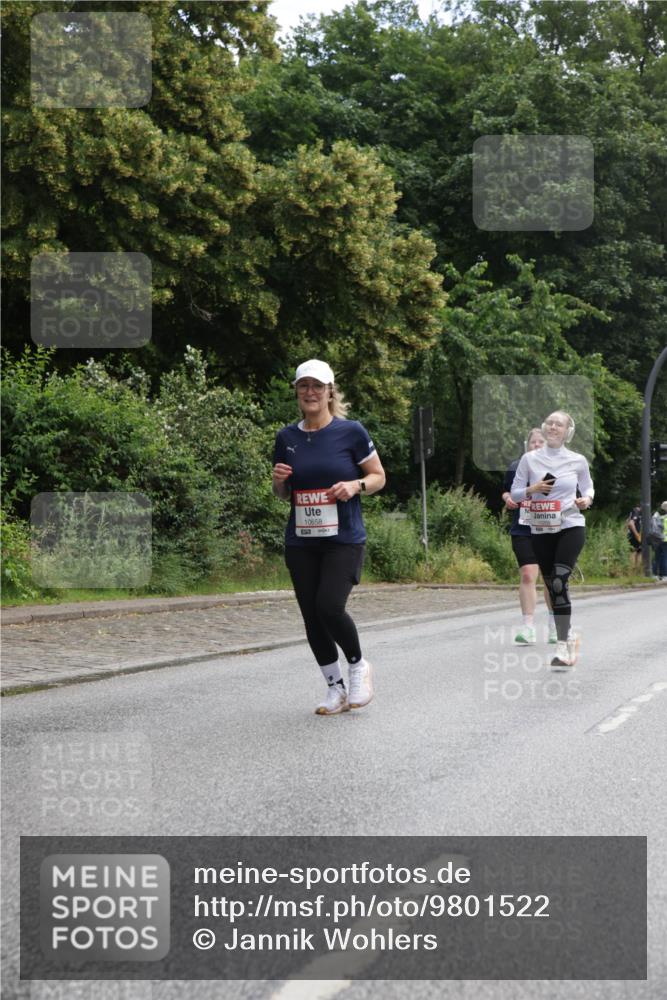 14.06.2026 - REWE Women's Run Jannik Wohlers http://msf.ph/oto/9801522 14.06.2026 10:10:27 Laufen 10658 meine-sportfotos.de