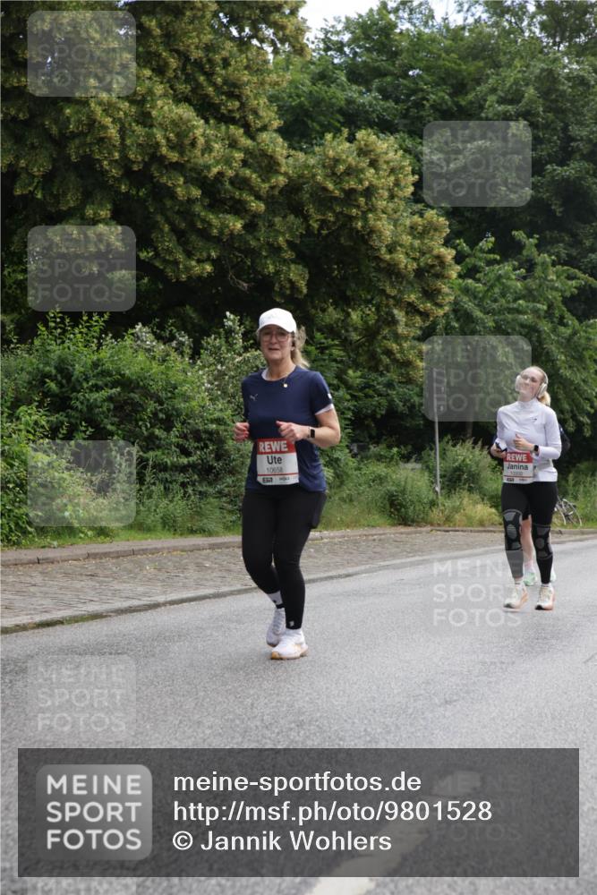 14.06.2026 - REWE Women's Run Jannik Wohlers http://msf.ph/oto/9801528 14.06.2026 10:10:28 Laufen 10658 meine-sportfotos.de